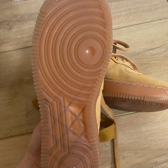 Nike Wheat AF1 - Picture 5 of 7